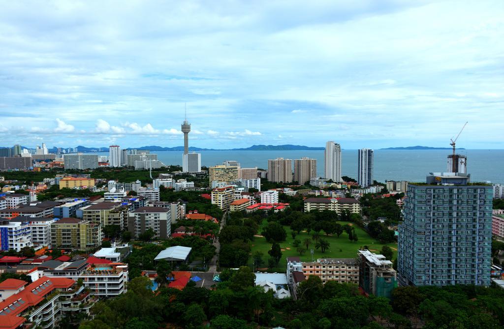 Peak Towers Condominium Pattaya Exteriér fotografie